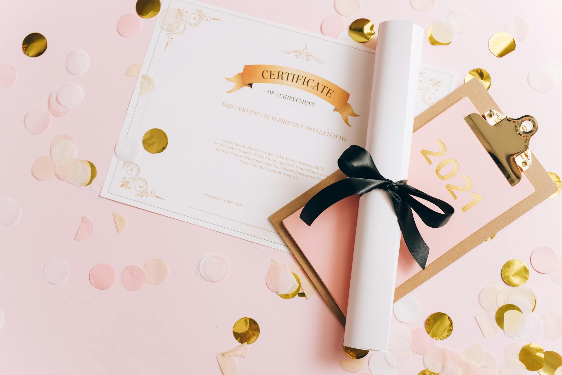 Online Certifications for Career Change: Guide to Switching Careers